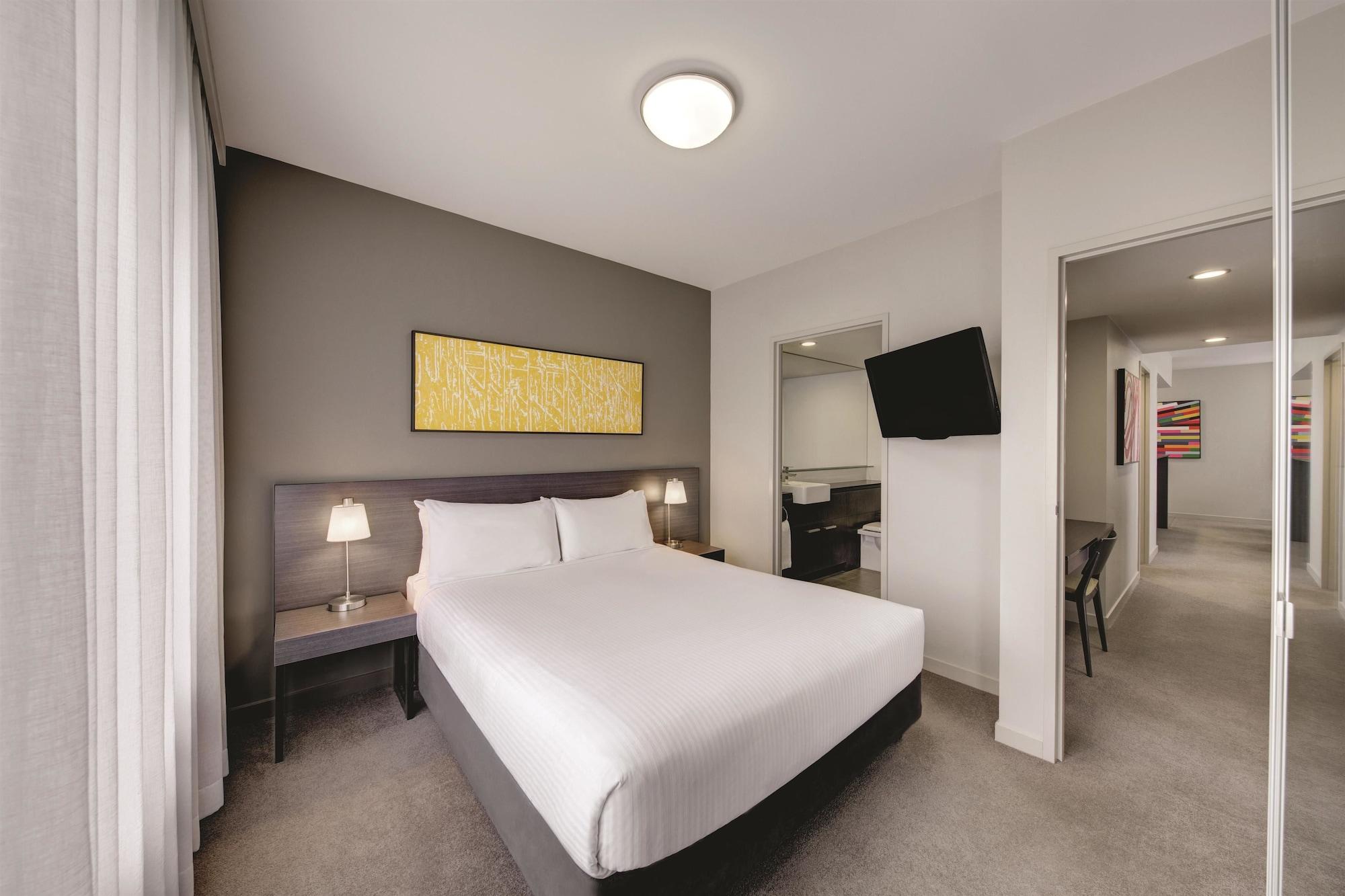 Punthill Norwest Aparthotel Exterior photo