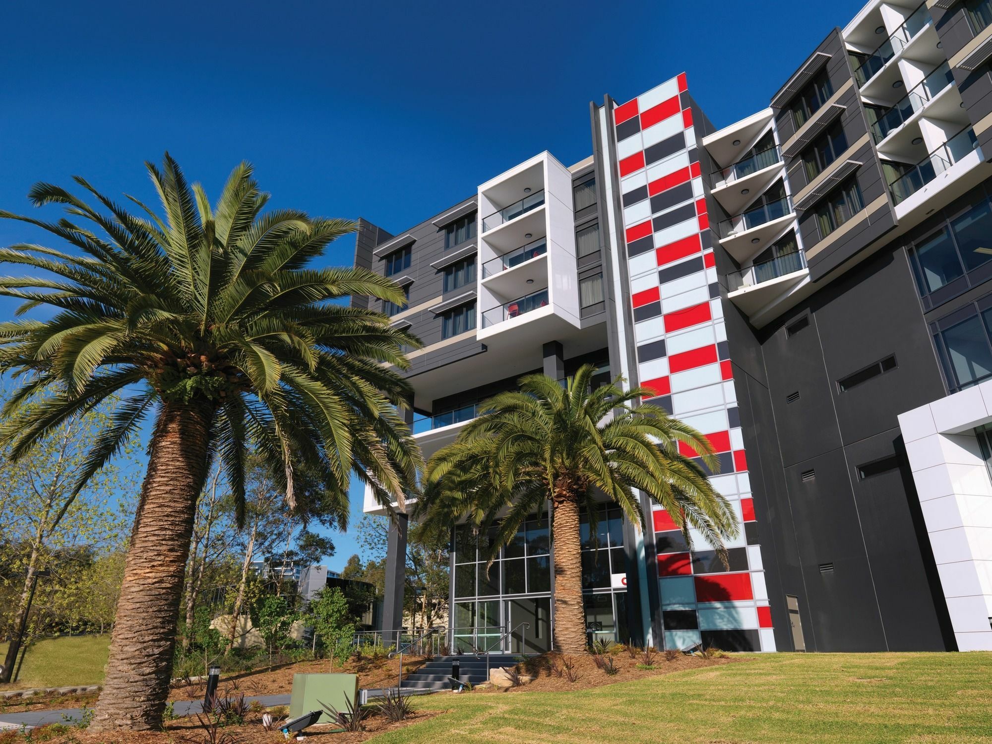 Punthill Norwest Aparthotel Exterior photo