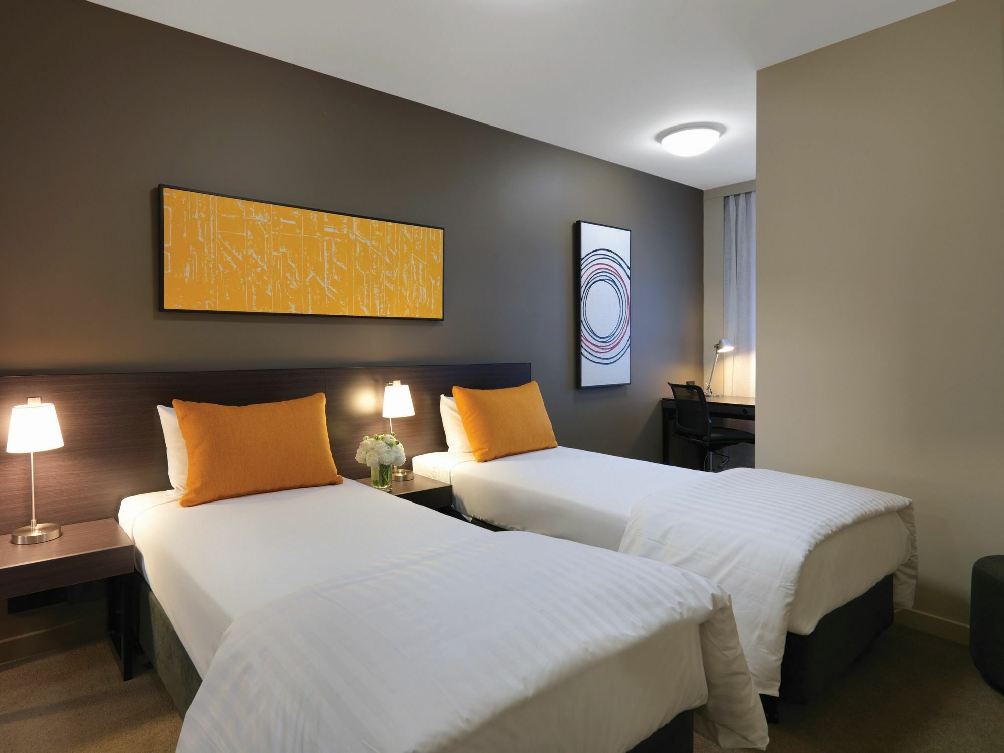 Punthill Norwest Aparthotel Exterior photo
